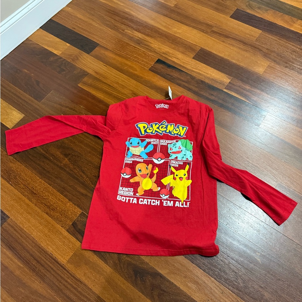 Pokémon T shirt NWT
